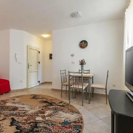 Nada Comfortable Hotel Vodnjan