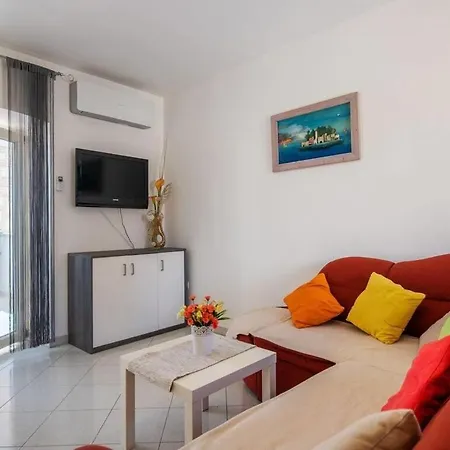 Nada Comfortable 4* Vodnjan